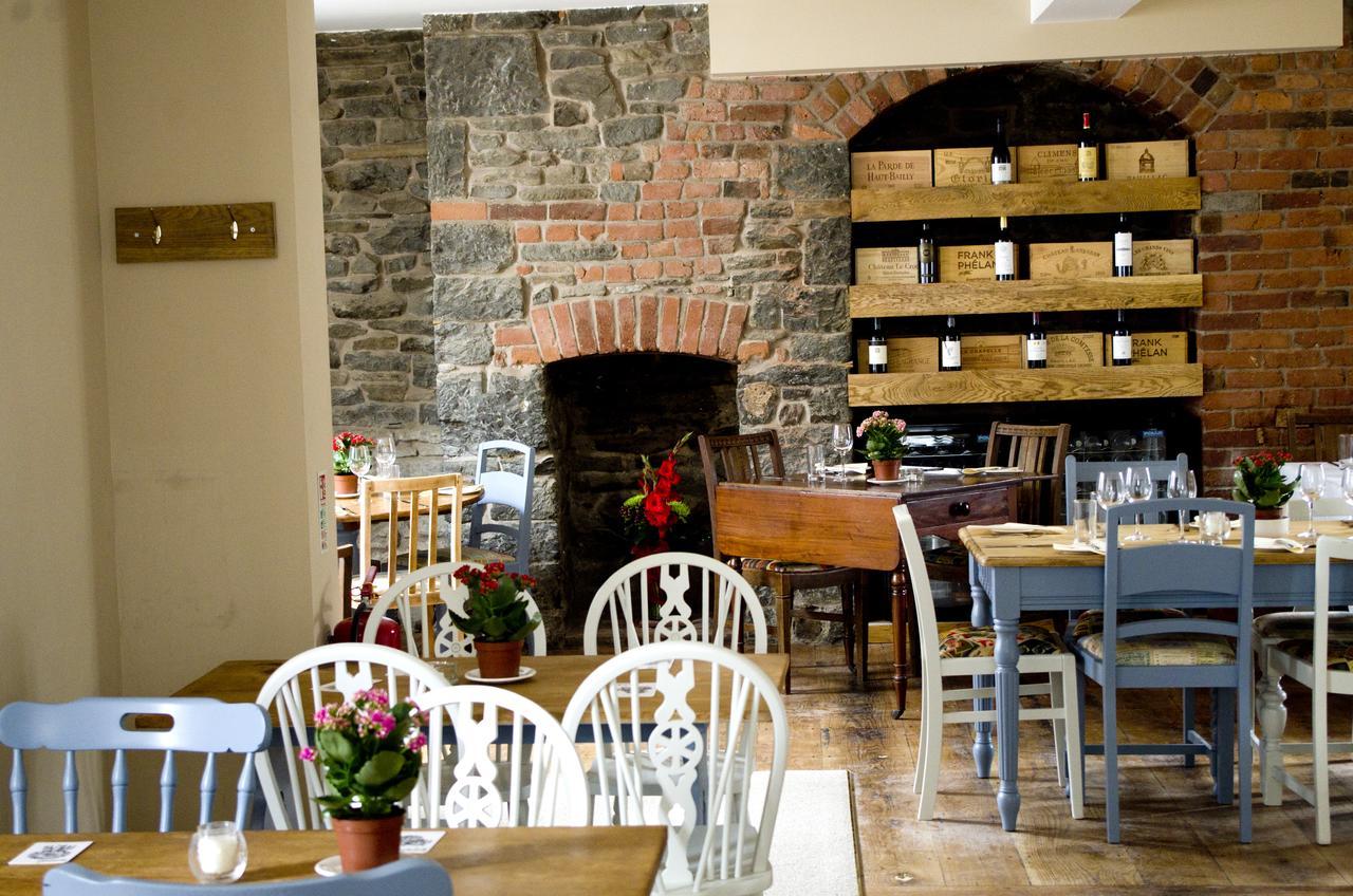 The Red Lion Acomodação com café da manhã Knighton  Exterior foto